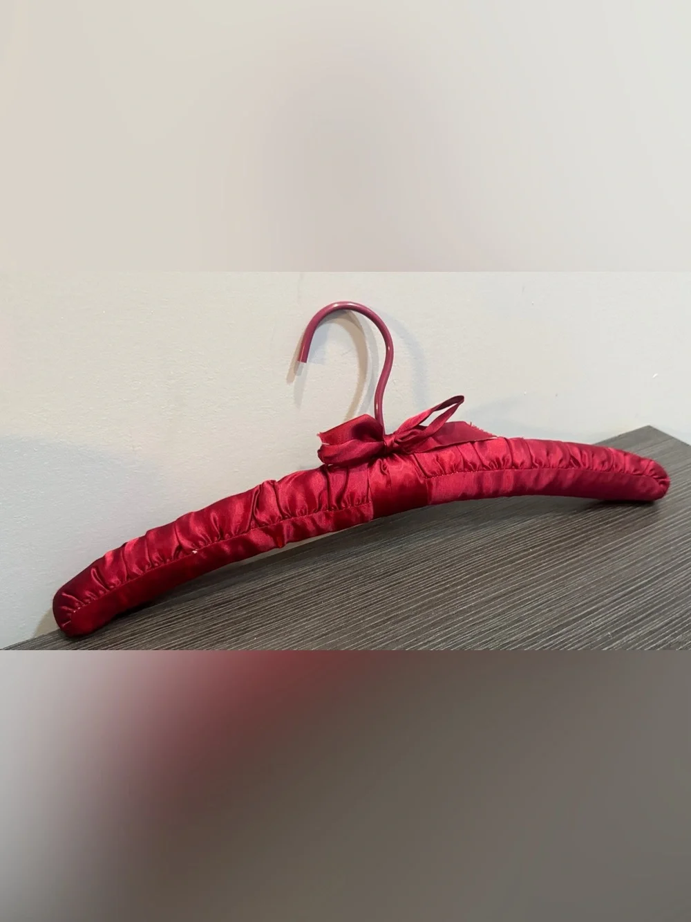 Padded Satin Hanger with Bow - Deep Pink